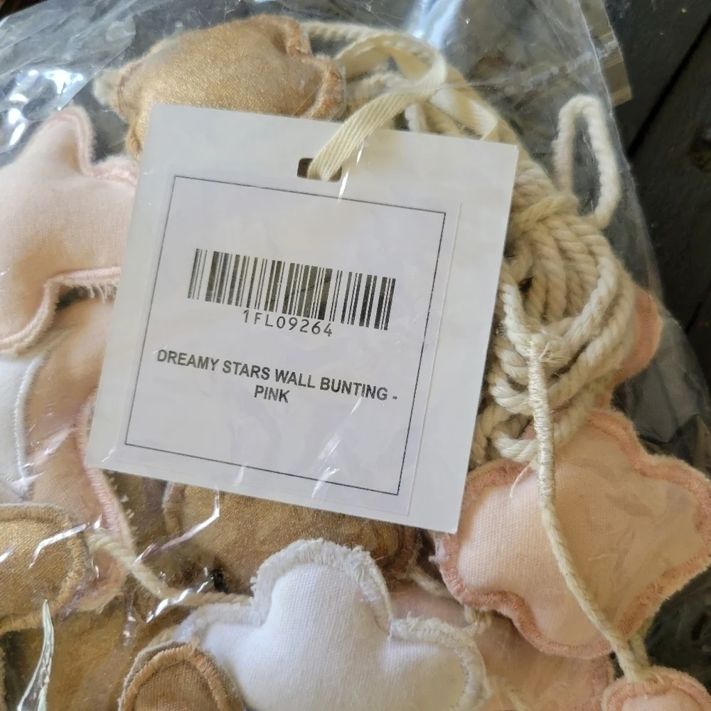 Hallmark Baby NWT Pink Gold White Moon Stars Garland Bunting Dreamy Nursery